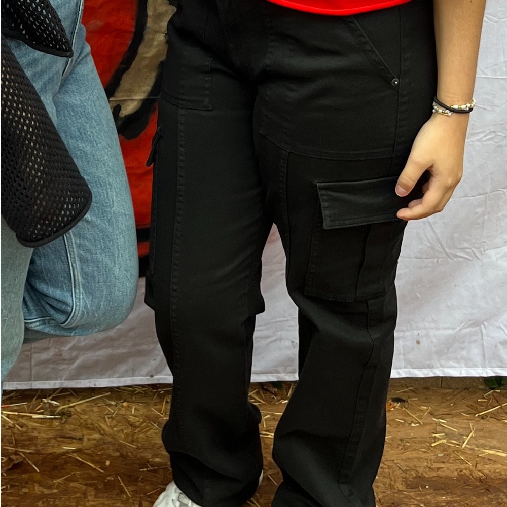 Black cargo pants